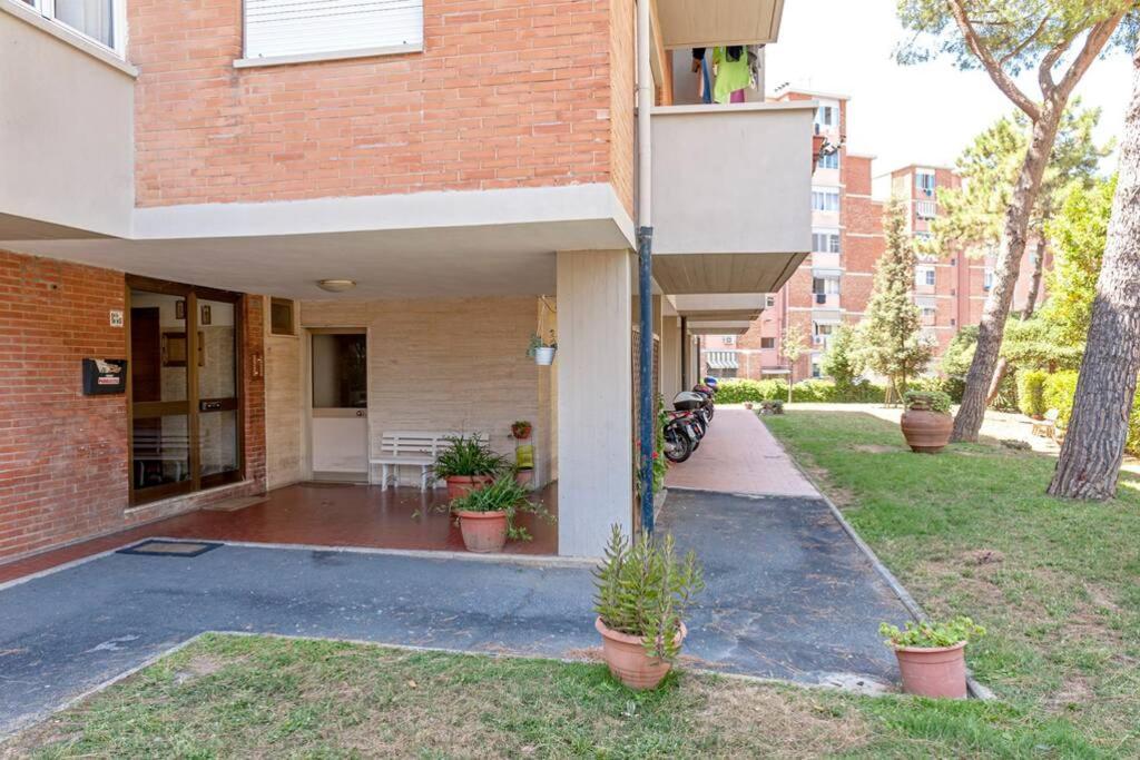[FREE PARKING] Appartamento 5 STELLE elegante con suite Livorno Esterno foto